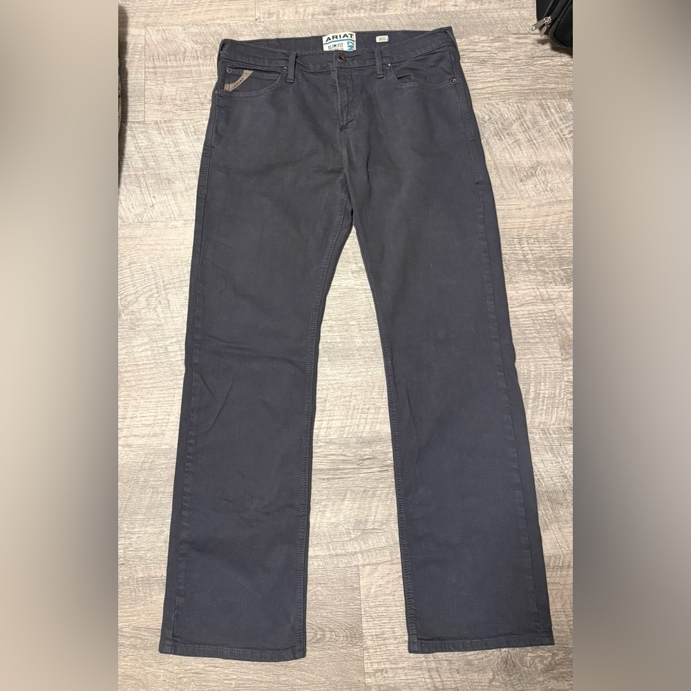 Ariat Men's Dark Gray Straight Jeans